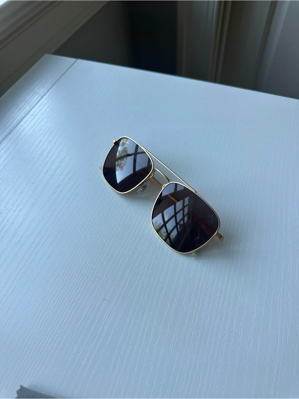 Ray-Ban Brown & Gold Caravan Sunglasses (with Case and Lense Cloth)